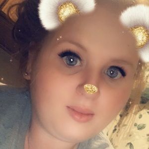 Meet your Posher, Carley